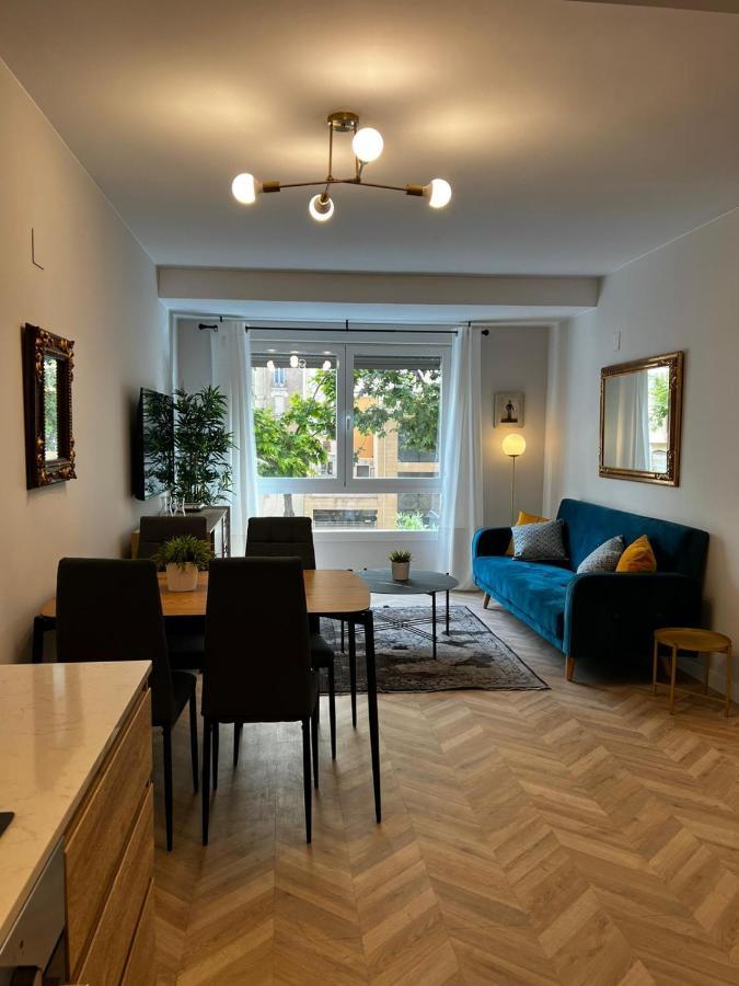 Vtz El Balcon De Veronica Ii - Teatro Appartement Saragosse